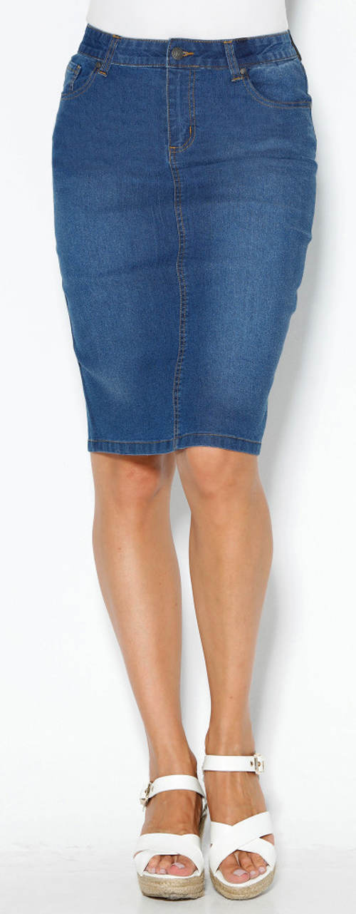Modrá džínová sukně ke kolenům