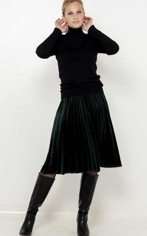 Plisovaná sukně v midi délce v tmavě zeleném provedení