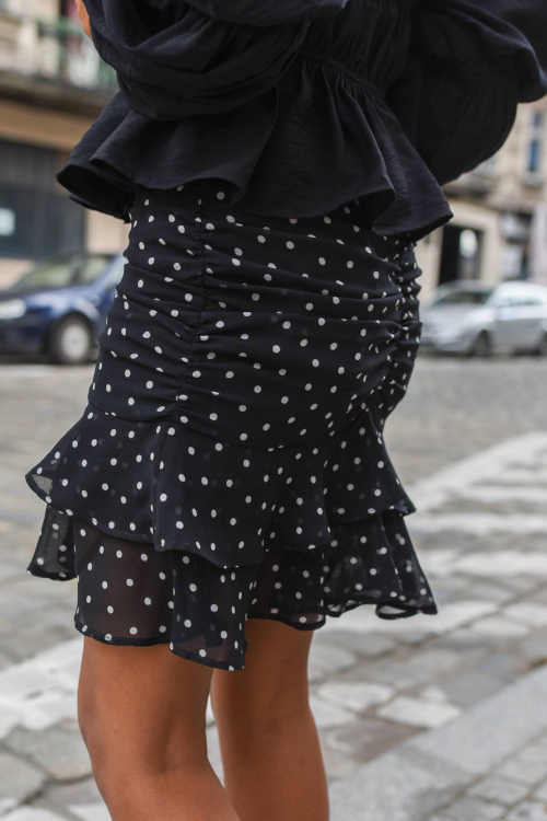 puntíkatá dámská mini sukně
