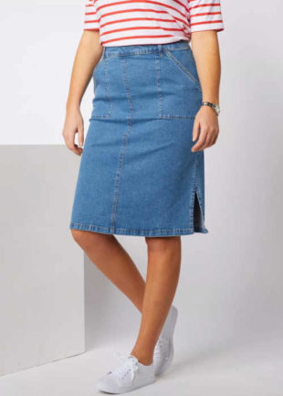 Džínová modrá sukně v rovném střihu s postranním rozparkem