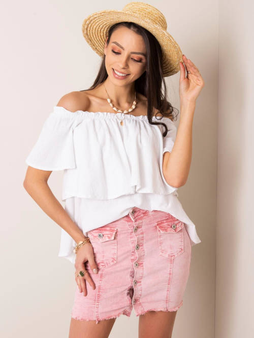 růžová krátká džínová sukně